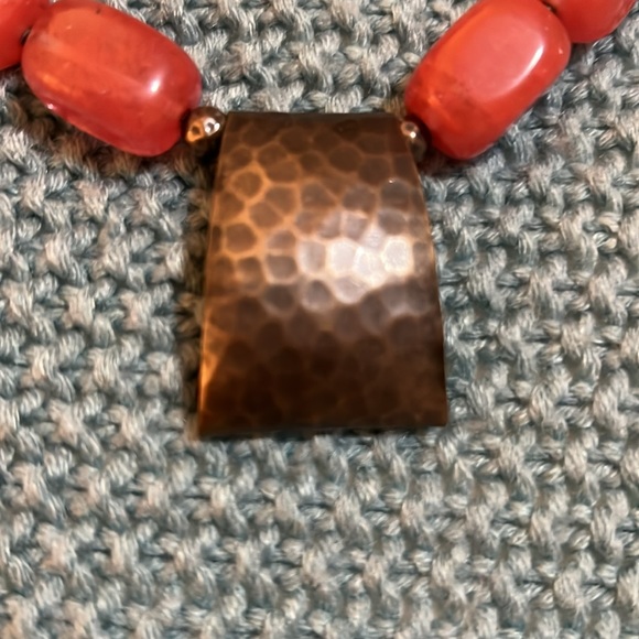 Beautiful stone and copper short necklace - Picture 5 of 6